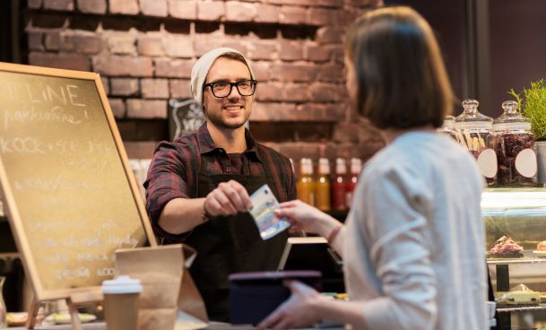 Más del 80% de los comercios en España defiende el pago en efectivo Prosegur Cash encuesta cash today